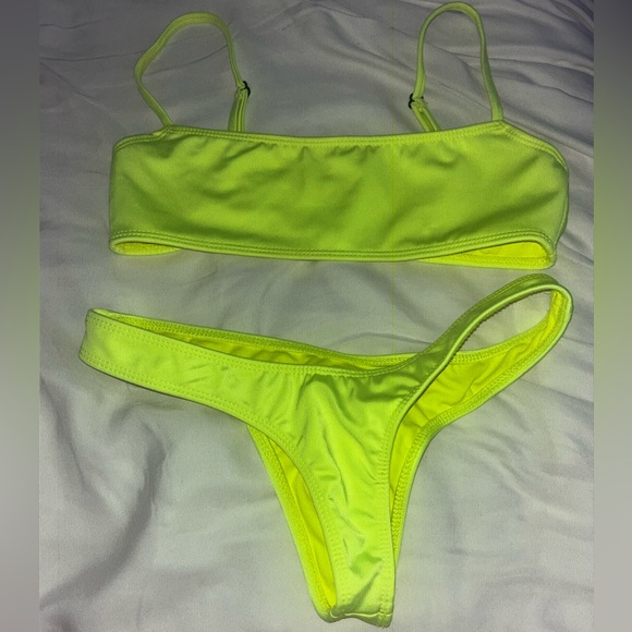 Coulbourne Bikini Set - Bliss Top & Bunni Bottom in Acid XS - Picture 3 of 5